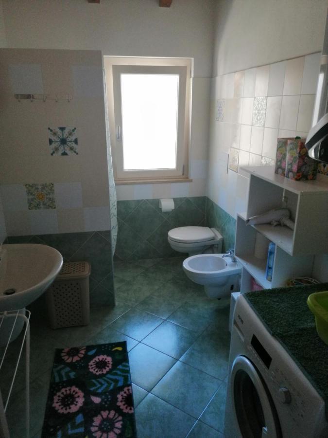 Cascina Legnago Trilocale A 6 Chilometri Da Salo' Apartment Villanuova sul clisi Ngoại thất bức ảnh