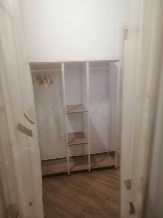 Cascina Legnago Trilocale A 6 Chilometri Da Salo' Apartment Villanuova sul clisi Ngoại thất bức ảnh